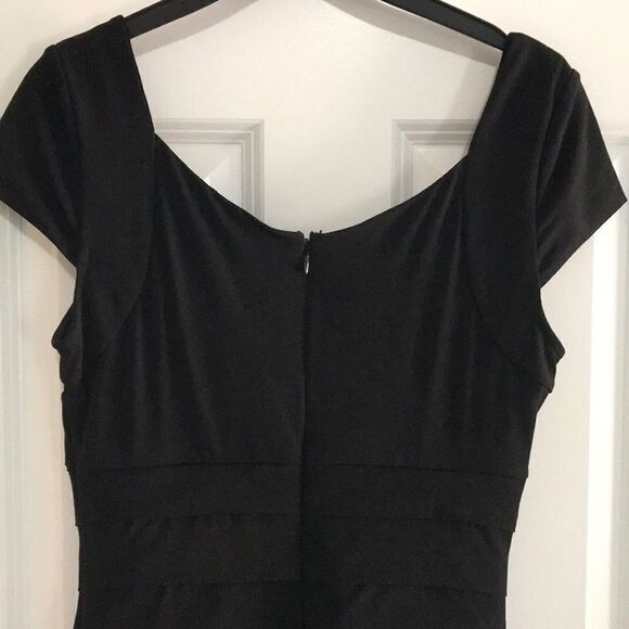 White House Black Market dress - Picture 3 of 4